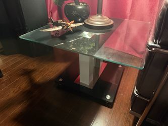 Set of glass coffee and end tables
