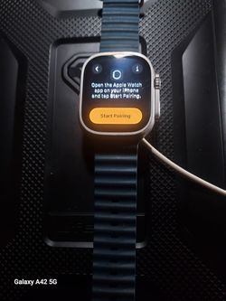 Apple Watch Ultra 2   49mm Titanium - Blue Ocean Band