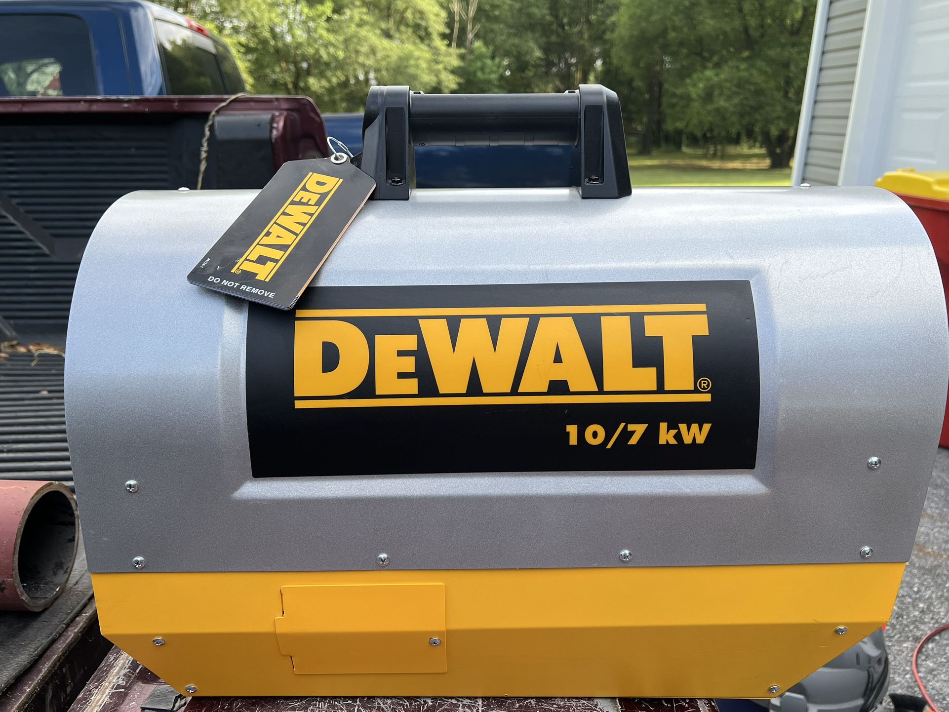 DeWALT 10/7kw