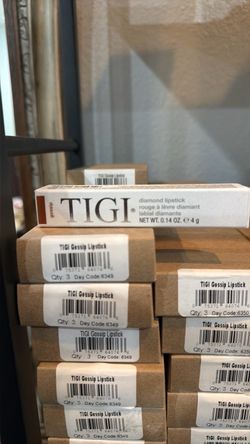 TIGI Diamond Lipstick in Gossip