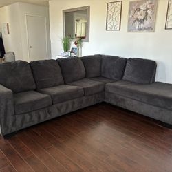 Sectional Sofa 