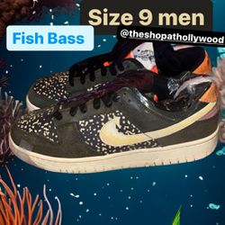 Nike Dunk Low Gone Fishing / Fish Bass Size 9 Men 