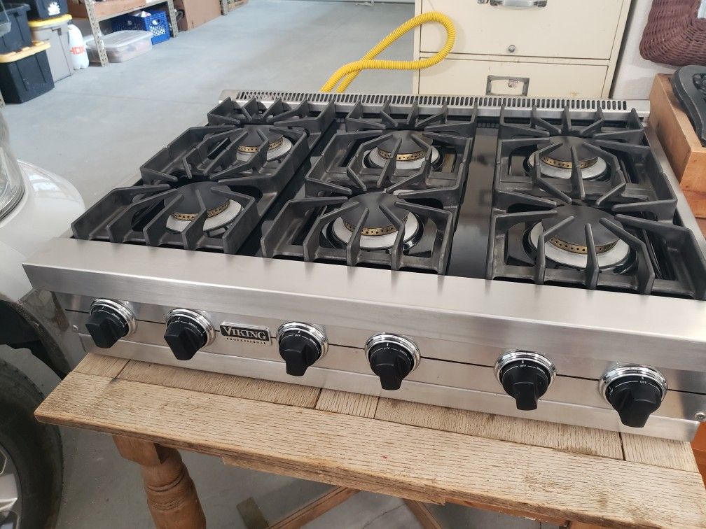 Viking 36" Rangetop Stainless Propane Six Burner