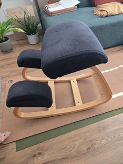Ergonomic Rocking Chair