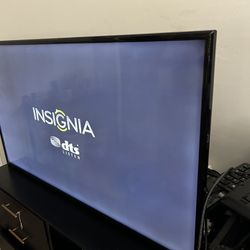 55” Tv Works Great With Hanging Stand 
