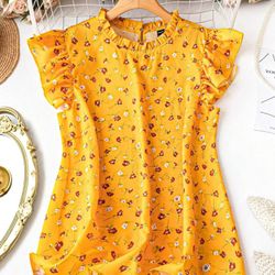 Yellow Floral Puff Sleeves Blouse With A Ruffled Neckline 