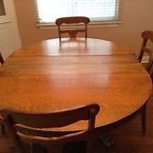 Antique Claw-Foot Oak Table With 6 Chairs