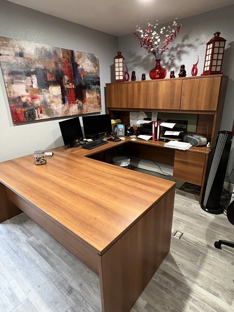 Reception Desks / Office Furniture