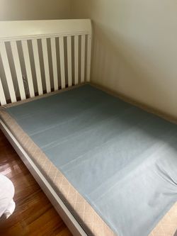 Full Size Bed Frame/Boxspring/Mattress