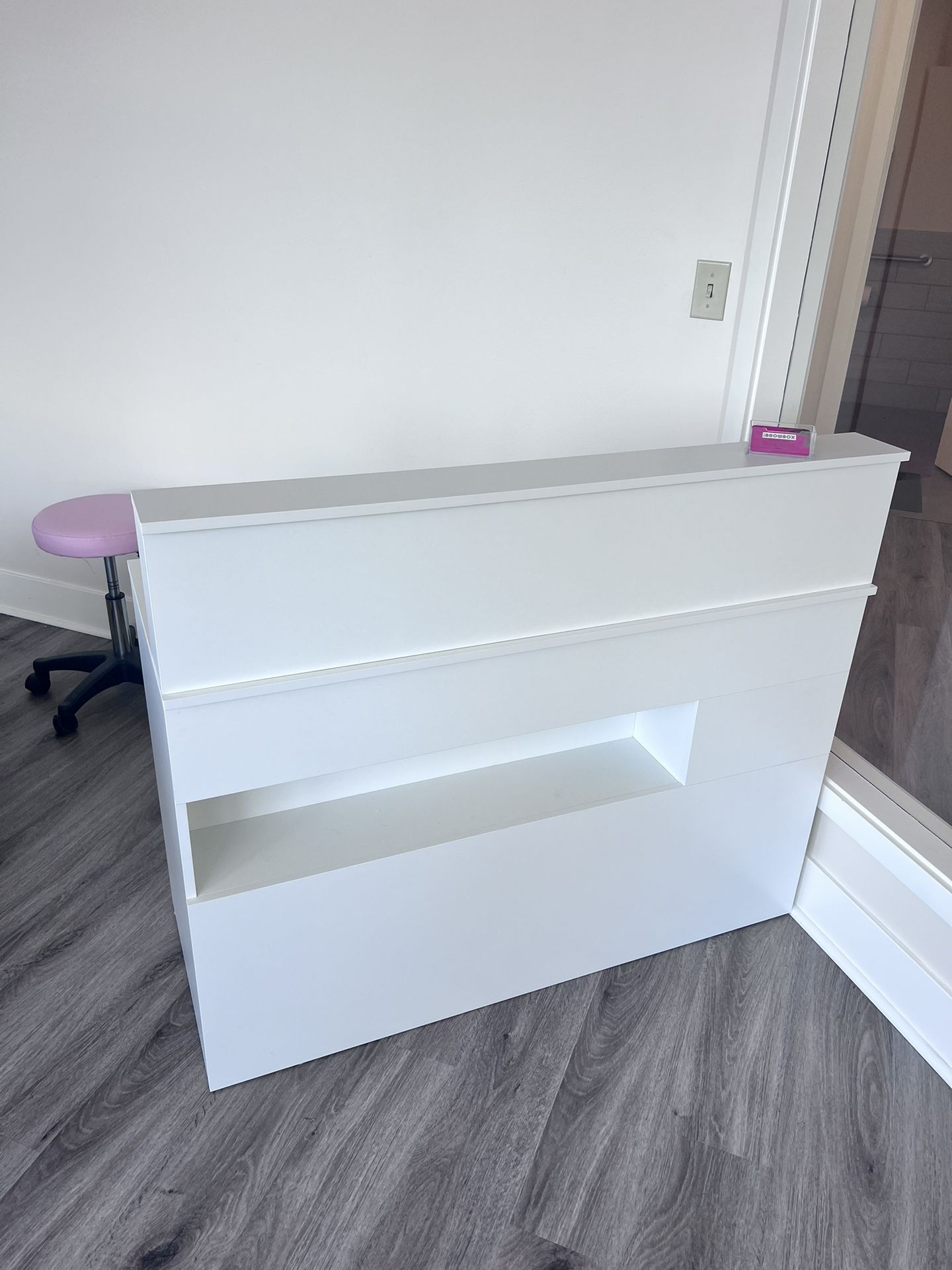 Reception Desk Counter Table Office Desk White 47.2"W x 19.7"D x 39.2"H