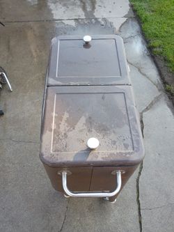Rolling Ice Chest