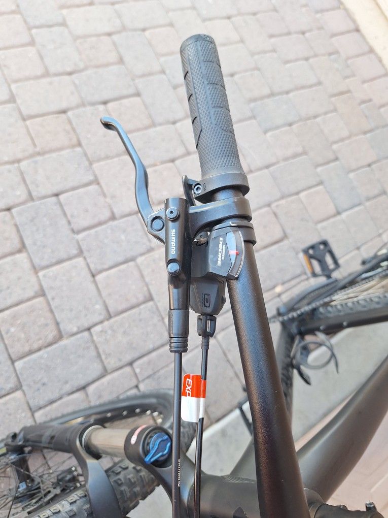 SPECIALIZED PITCH EXPERT INCH MOUNTAIN BIKE X 10 SPEED AIR