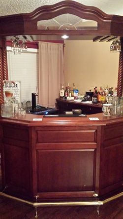 Full Bar Set! Bar, bar stools, Kegurator, bar back, pub table and 4 matching chairs