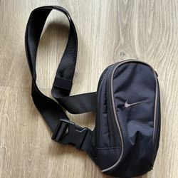 Nike Sling Bag