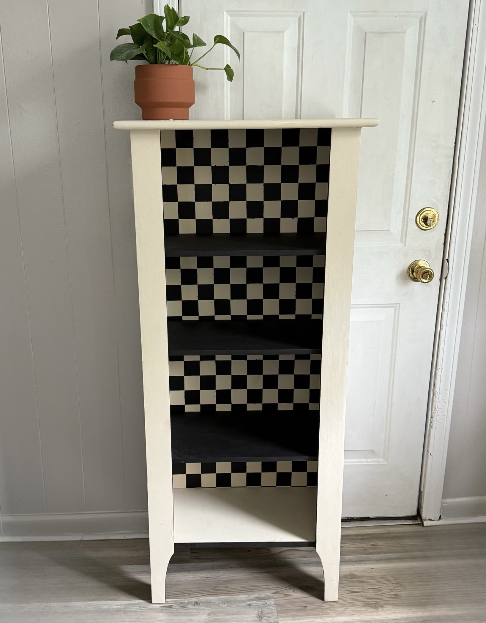 Checkerboard Shelf