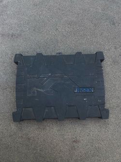 Jensen Car Audio Amplifier
