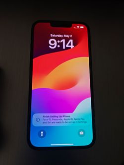 iPhone 13 128G unlocked for any carrier perfect condition 100% battery health