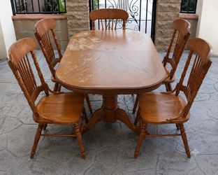 Vintage Oakwood Dining Set