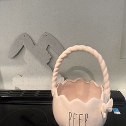 Rae Dunn Magenta easter basket figurine