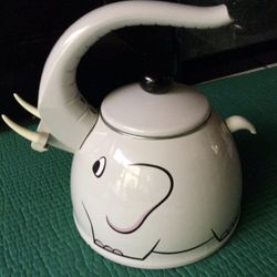 new tea kettle/White Elephant with pink linings