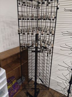 Standing Rotating Display