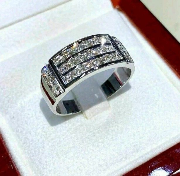 Brand New! Men's Moissanite Ring 3ct