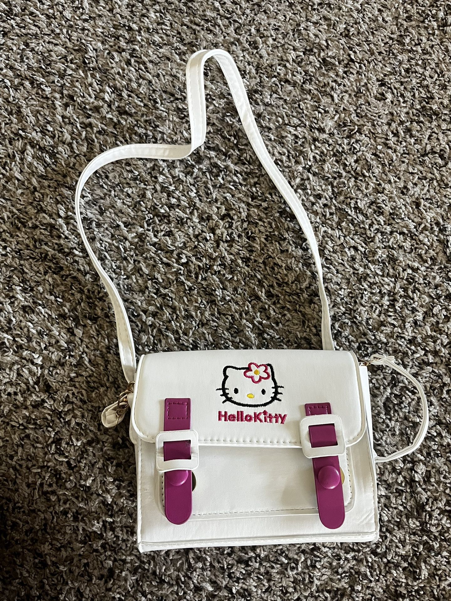 Hello kitty purse
