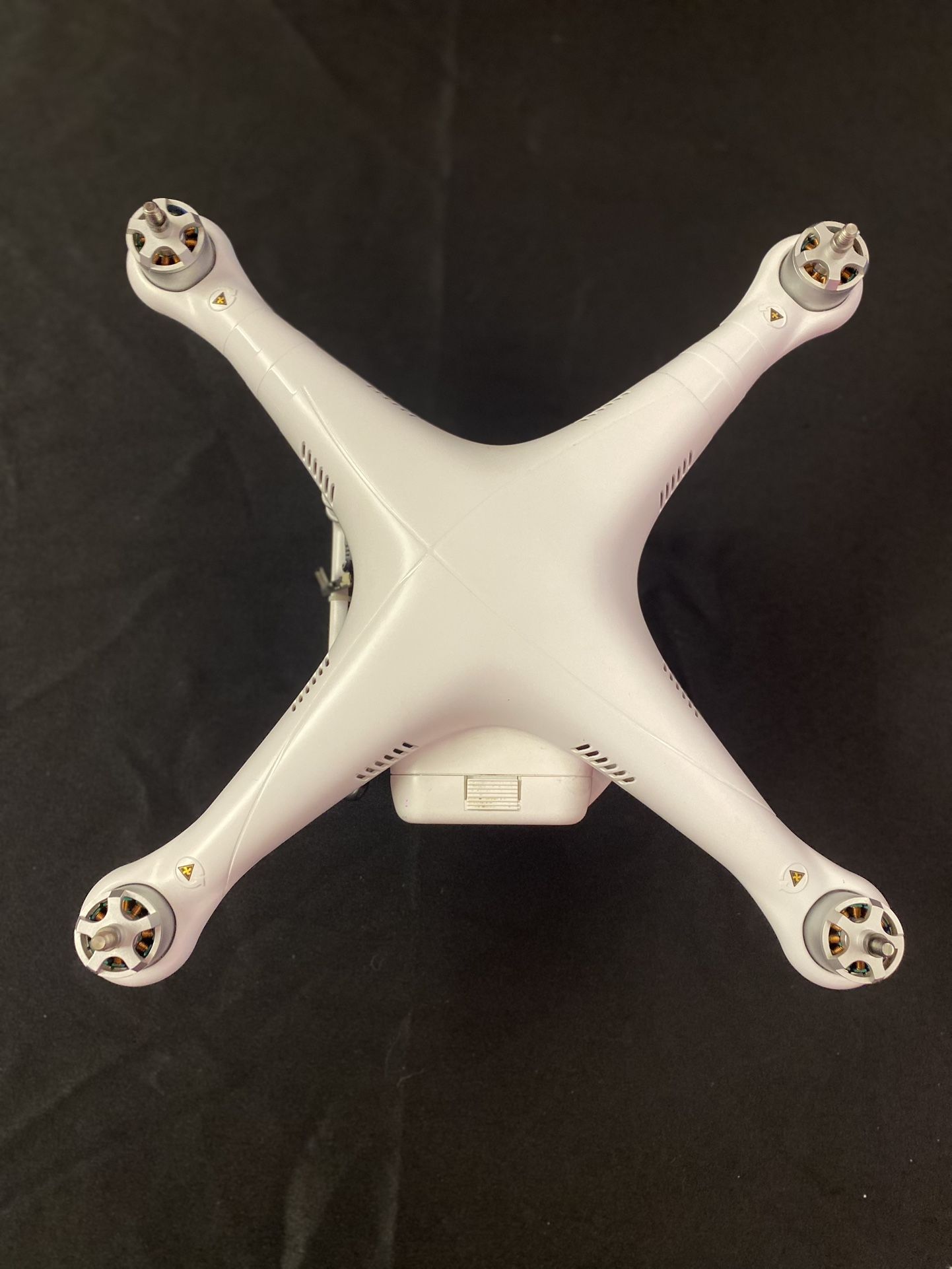 DJI Phantom 2 Complete FPV Bundle with Gimbal, Monitor, Sandstone Backpack, and Extras
