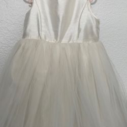 David’s Bridal Flower Girl Dress Size 6