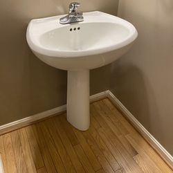 Pedestal Sink With Faucet