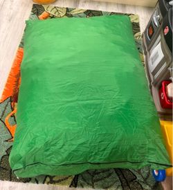 Green Crash Pad