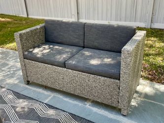 Outdoor love seat/couch