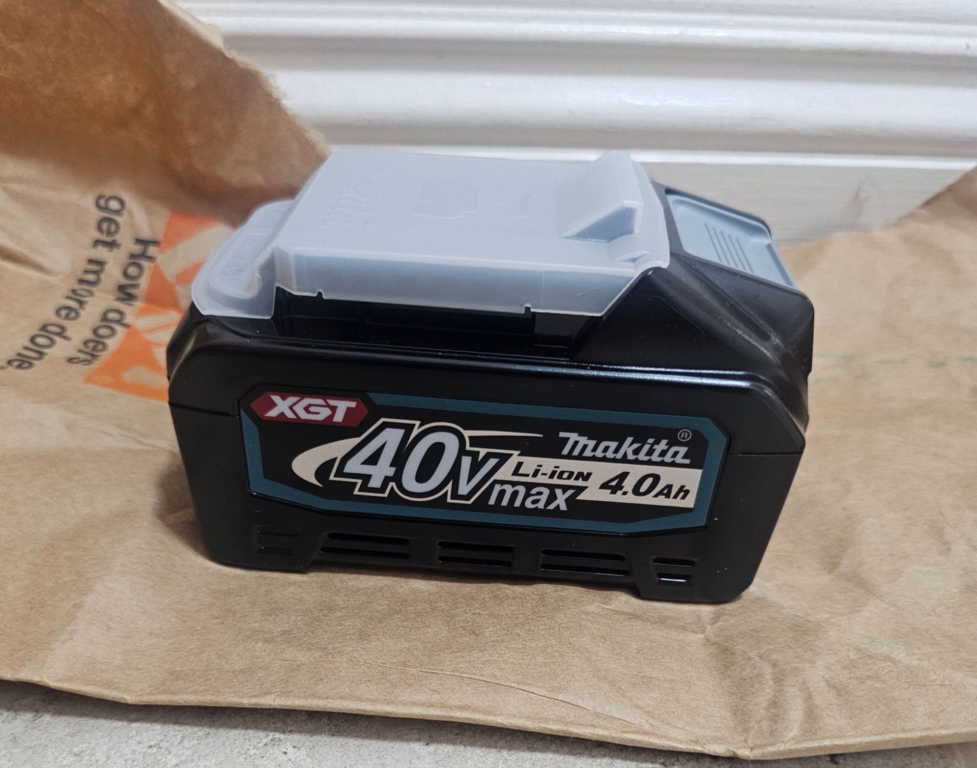 40v max makita battery 4.0