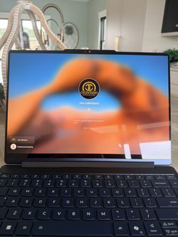 2025 Lenovo Yoga 9i 2-in-1 Aura Edition (14ILL10 / 83LC)