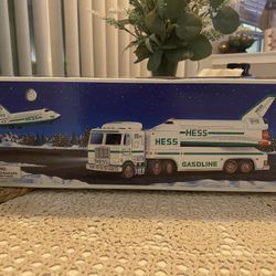 Hess Truck With Space  Shuttle And satellite In Box