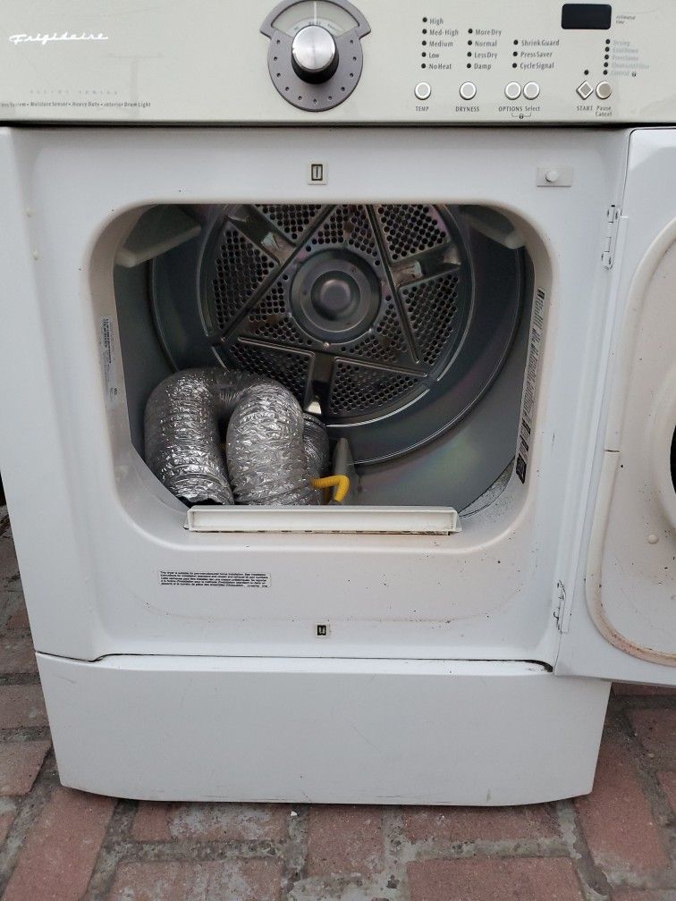 Frigidaire Gas Dryer, Working Great for Sale in Buena Park, CA OfferUp