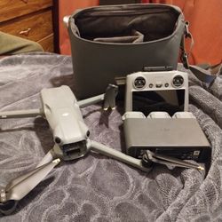 DJI AIR 3 Fly More Combo 