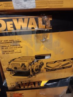 DEWALT 13-Inch Thickness Planer