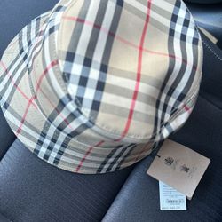 Burberry Bucket hat