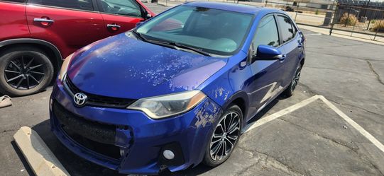 2014 Toyota Corolla S Plus w/ leather sunroof