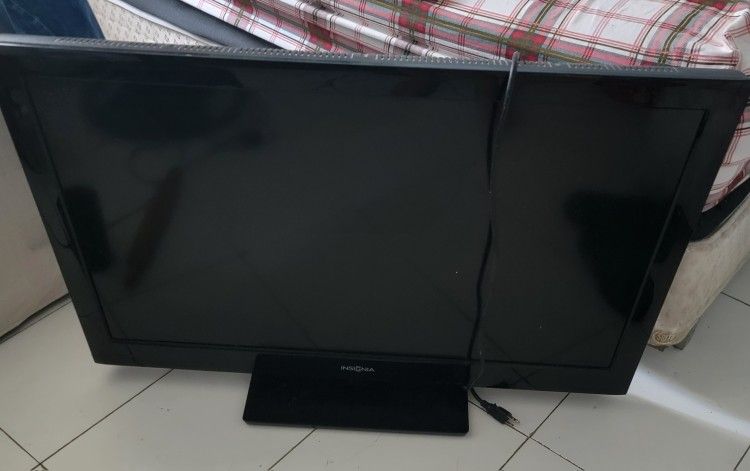 Tv 40 Inch Need Gone