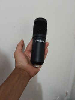 Microphone