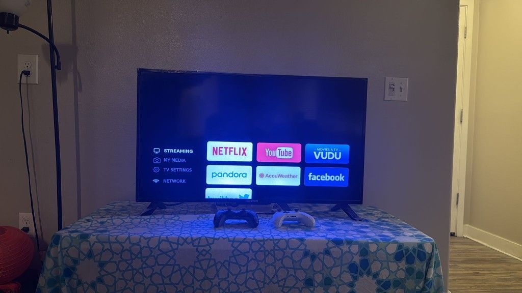Roku Element Smart TV