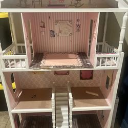  Barbie House