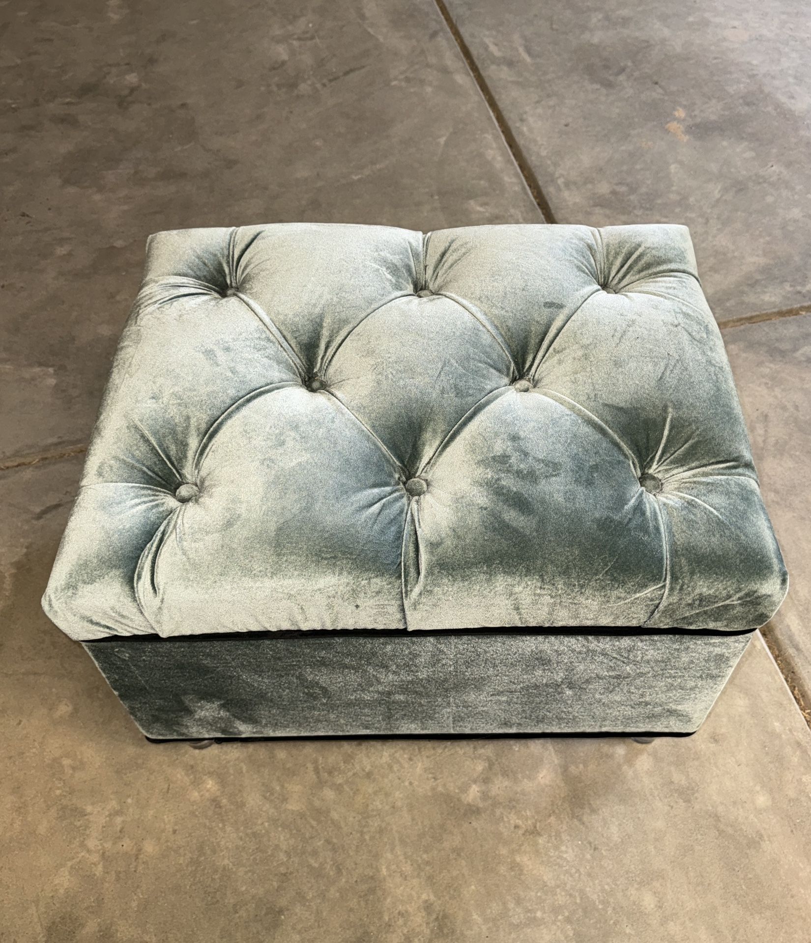 Velvet Storage Ottoman With Acrylic Legs 