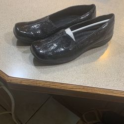 Women’s Shoes