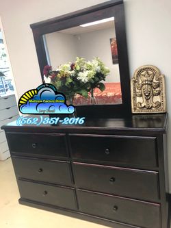 Six drawer dresser Cherry pinewood tocador con espejo nuevo