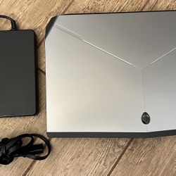 Alienware 17 R3 Gaming Laptop