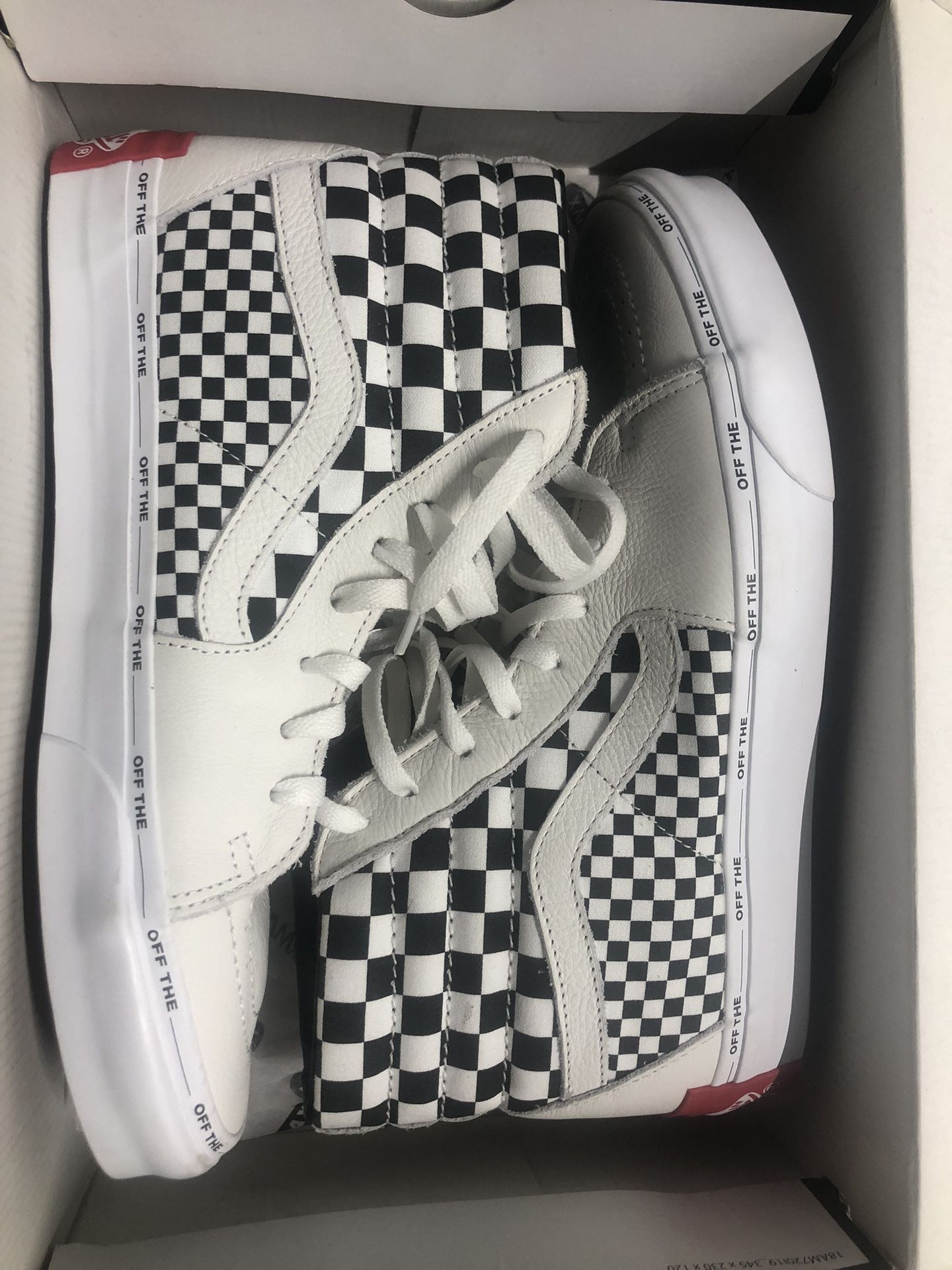 NEW Vans Men’s Size 11 Hi Sk8  Black White Checkerboard Sneakers