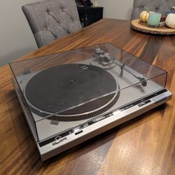Technics SL-D20 Direct Drive Automatic Turntable